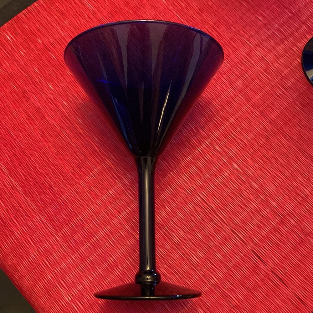 Complete Martini Set - Picture 2 of 11